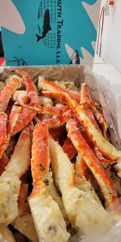 Alaskan King Crab Legs 20lb Box (Price per pound) Chicago IKRA Shop